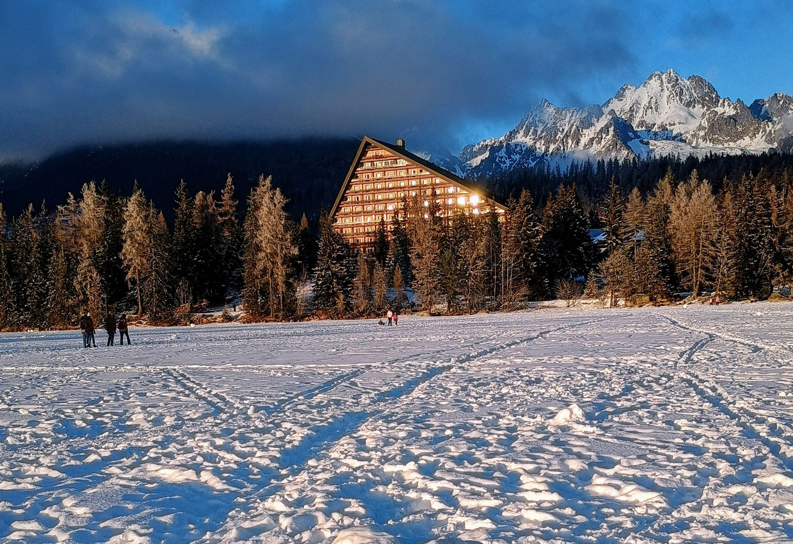 Zamrznuté Štrbské pleso. Foto: Iveta Hajníková.